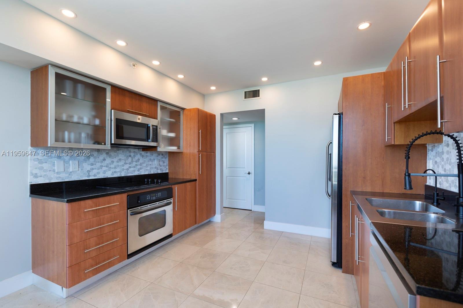 SYMPHONY NORTH CONDO - Residential