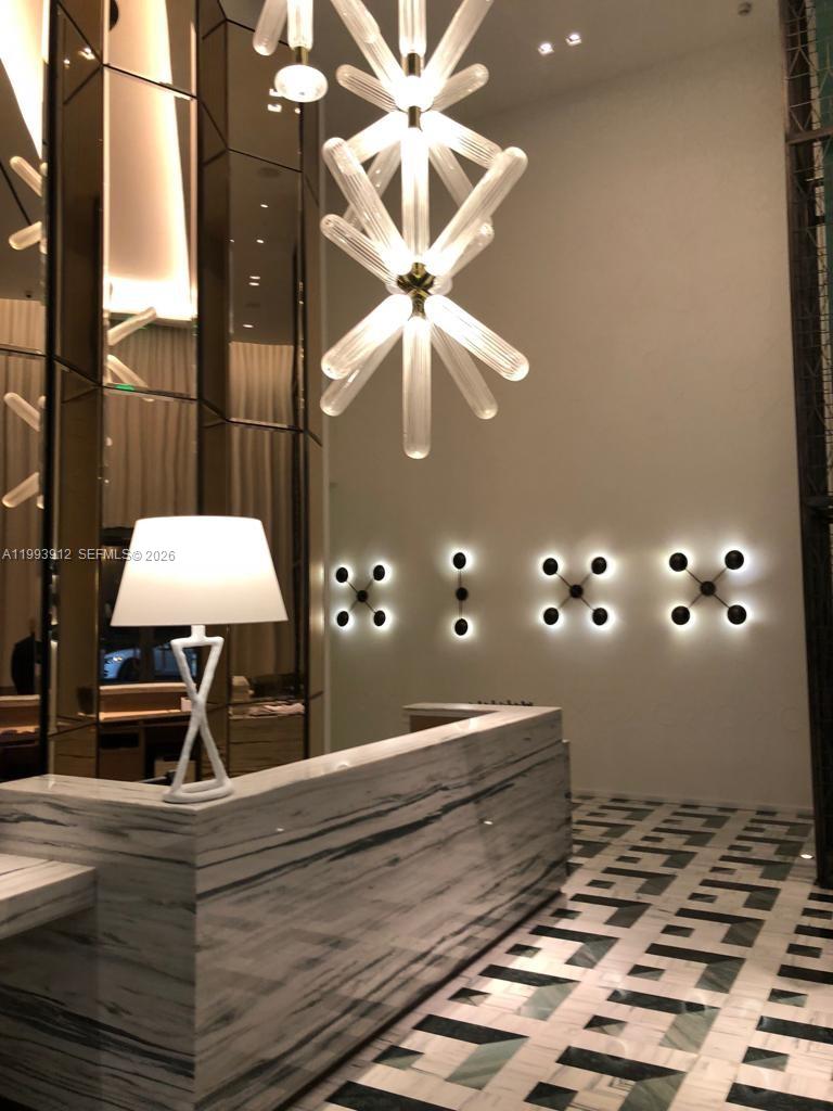 SLS LUX BRICKELL HOTEL - Residential