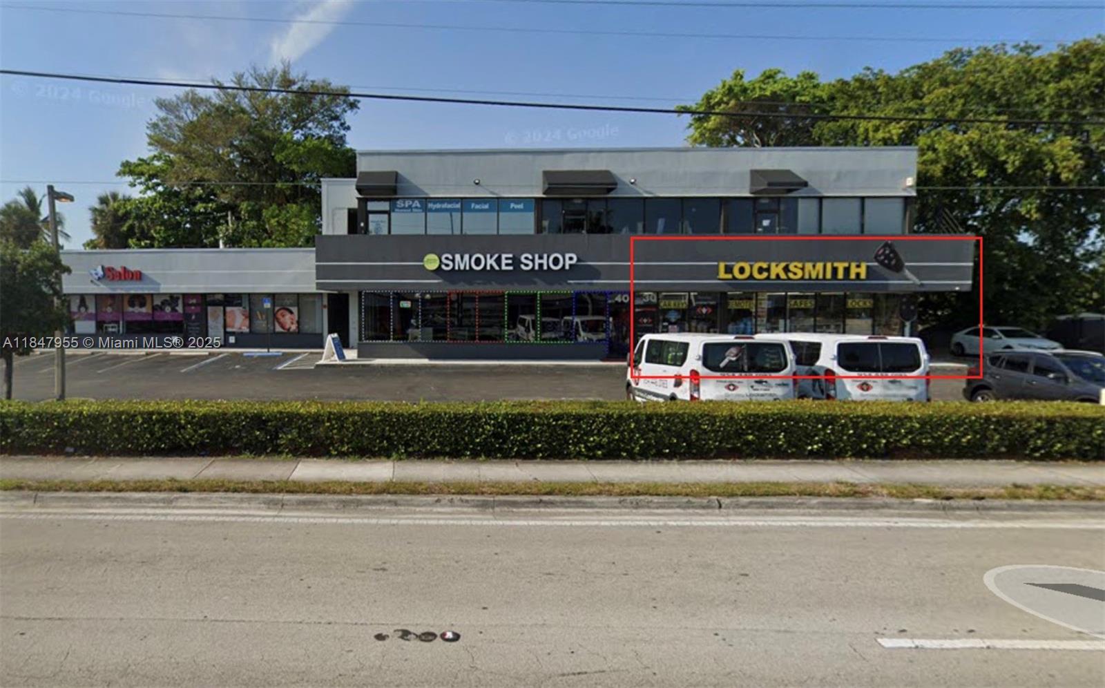 PRIME CORNER SPACE – 1,500 SF on high-traffic E Oakland Park Blvd with option to lease additional second-floor space! Excellent visibility and signage. Ideal for retail, office, or service-based use. Surrounded by established businesses and minutes from downtown Fort Lauderdale. High exposure and strong traffic counts make this a standout location.