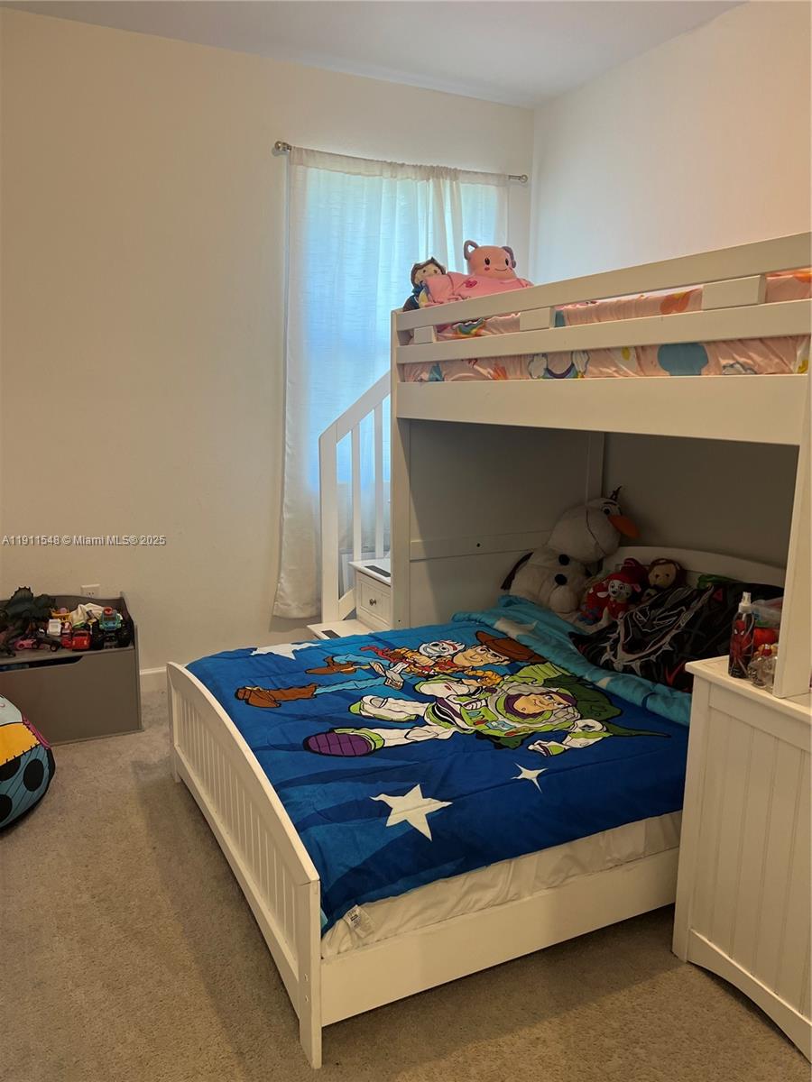 STEIN ASSEMBLAGE - Residential Lease