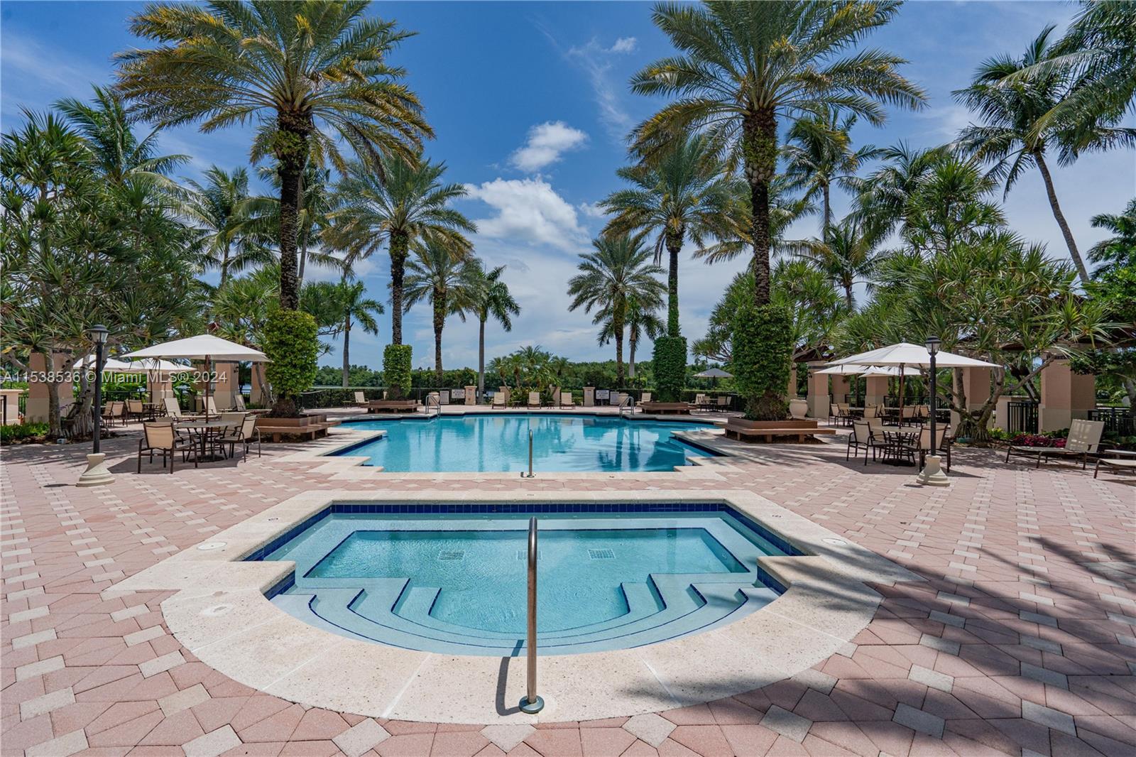 DEERING BAY CONDO II - Residential