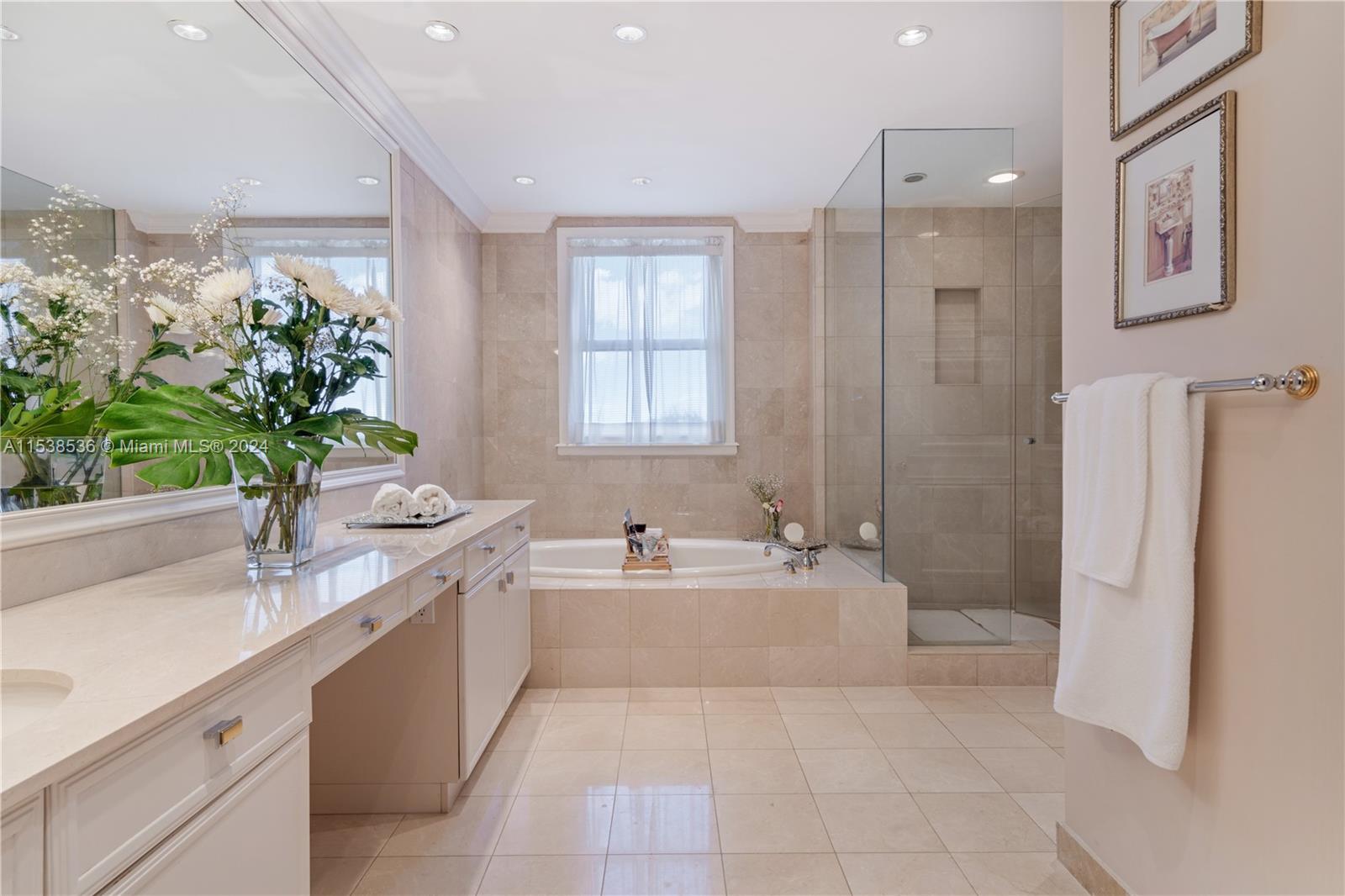 DEERING BAY CONDO II - Residential