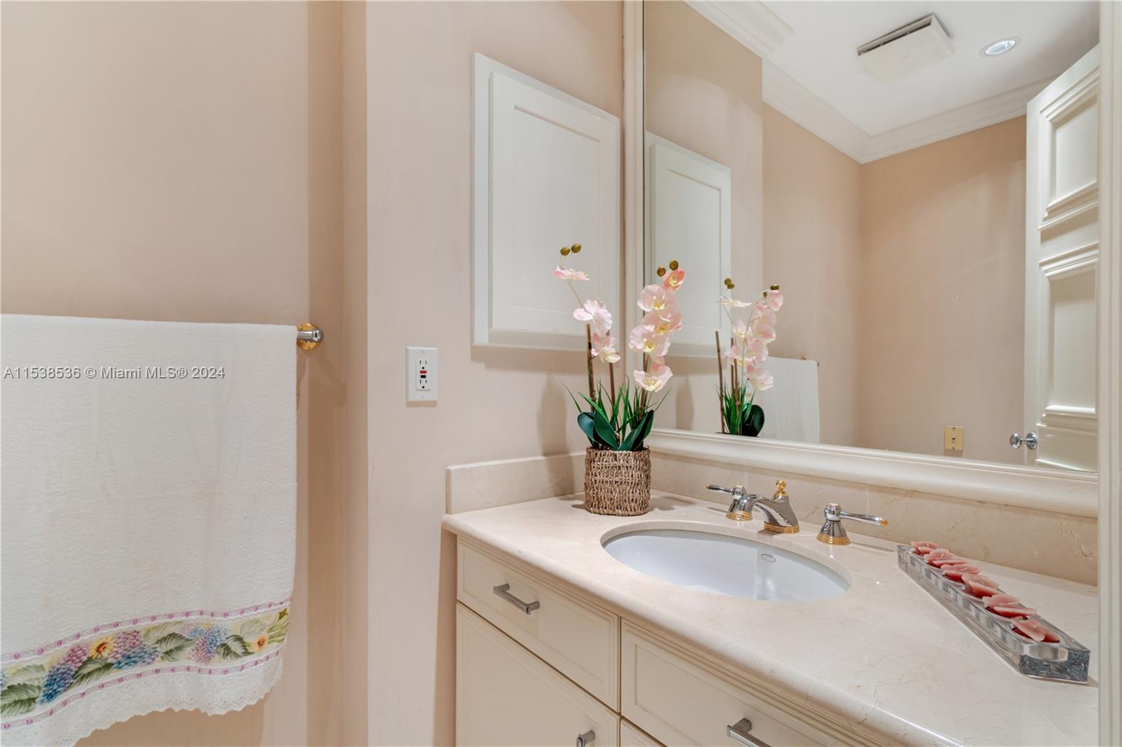 DEERING BAY CONDO II - Residential