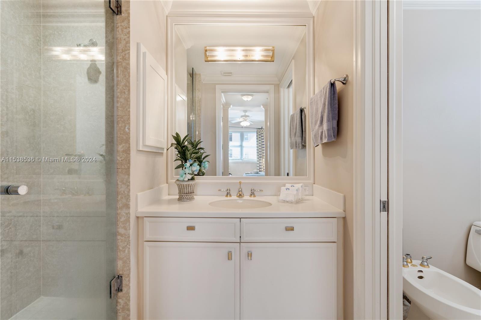 DEERING BAY CONDO II - Residential