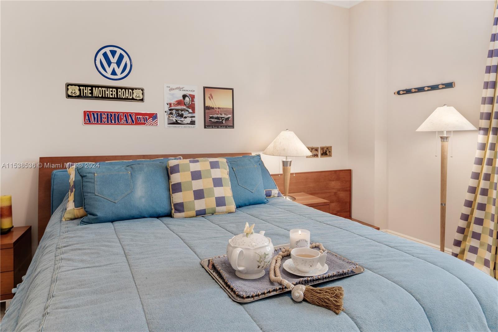 DEERING BAY CONDO II - Residential