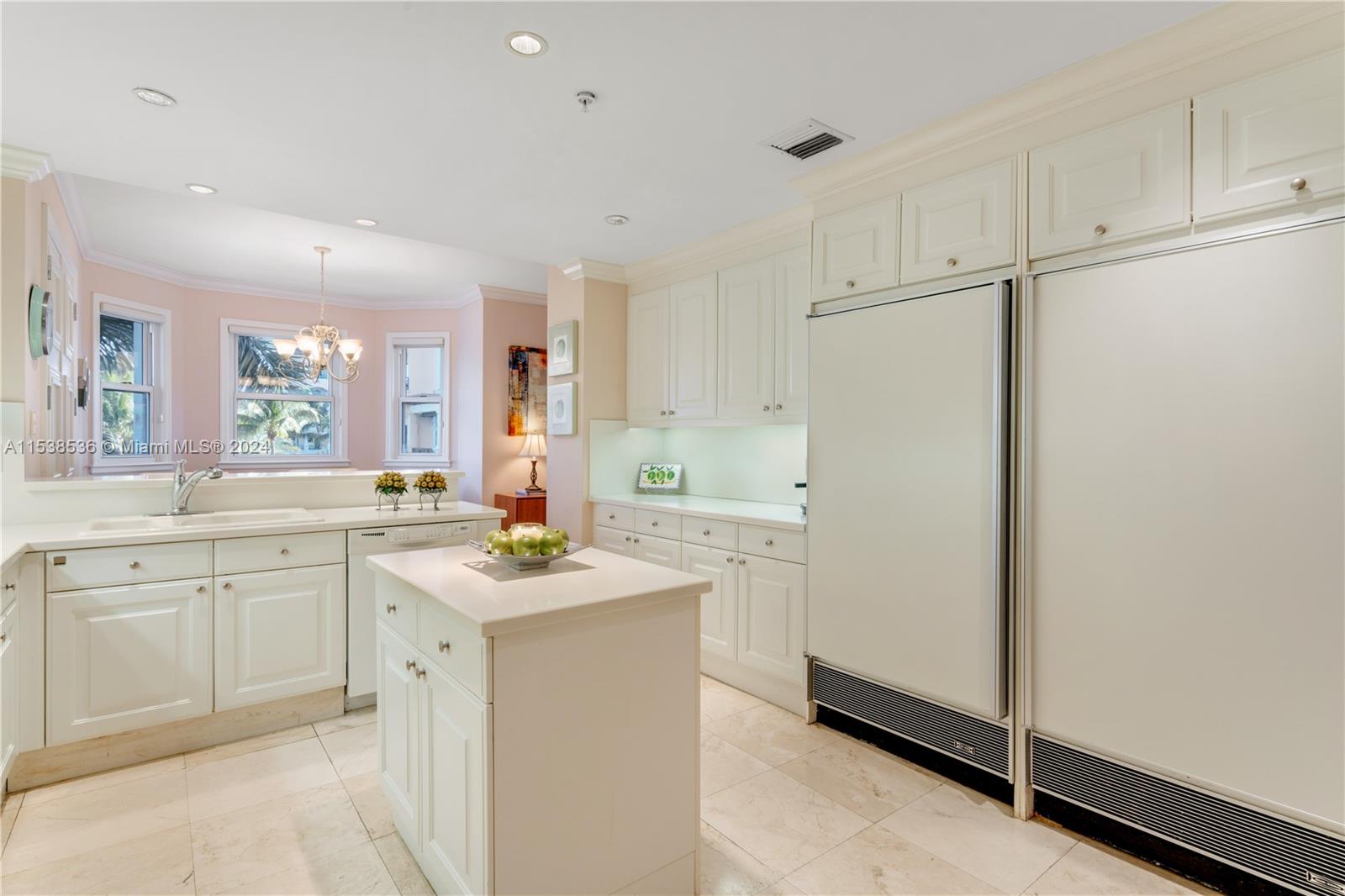 DEERING BAY CONDO II - Residential