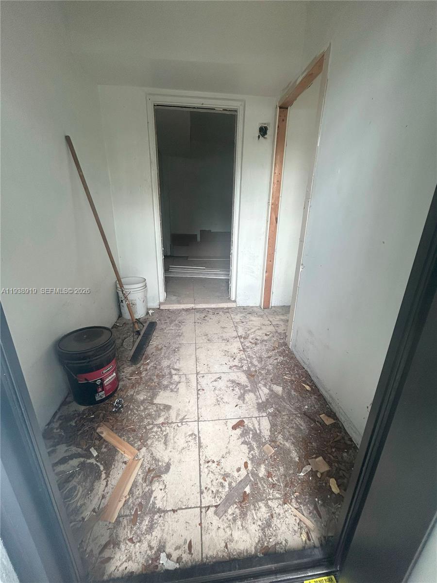 ELEANOR PARK - Residential