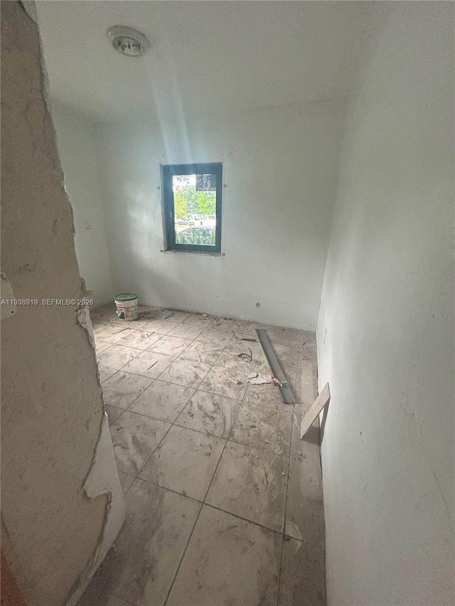 ELEANOR PARK - Residential