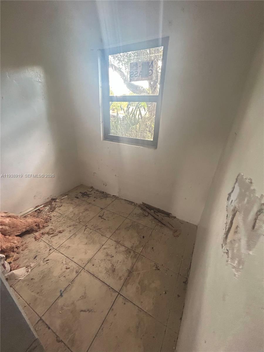 ELEANOR PARK - Residential