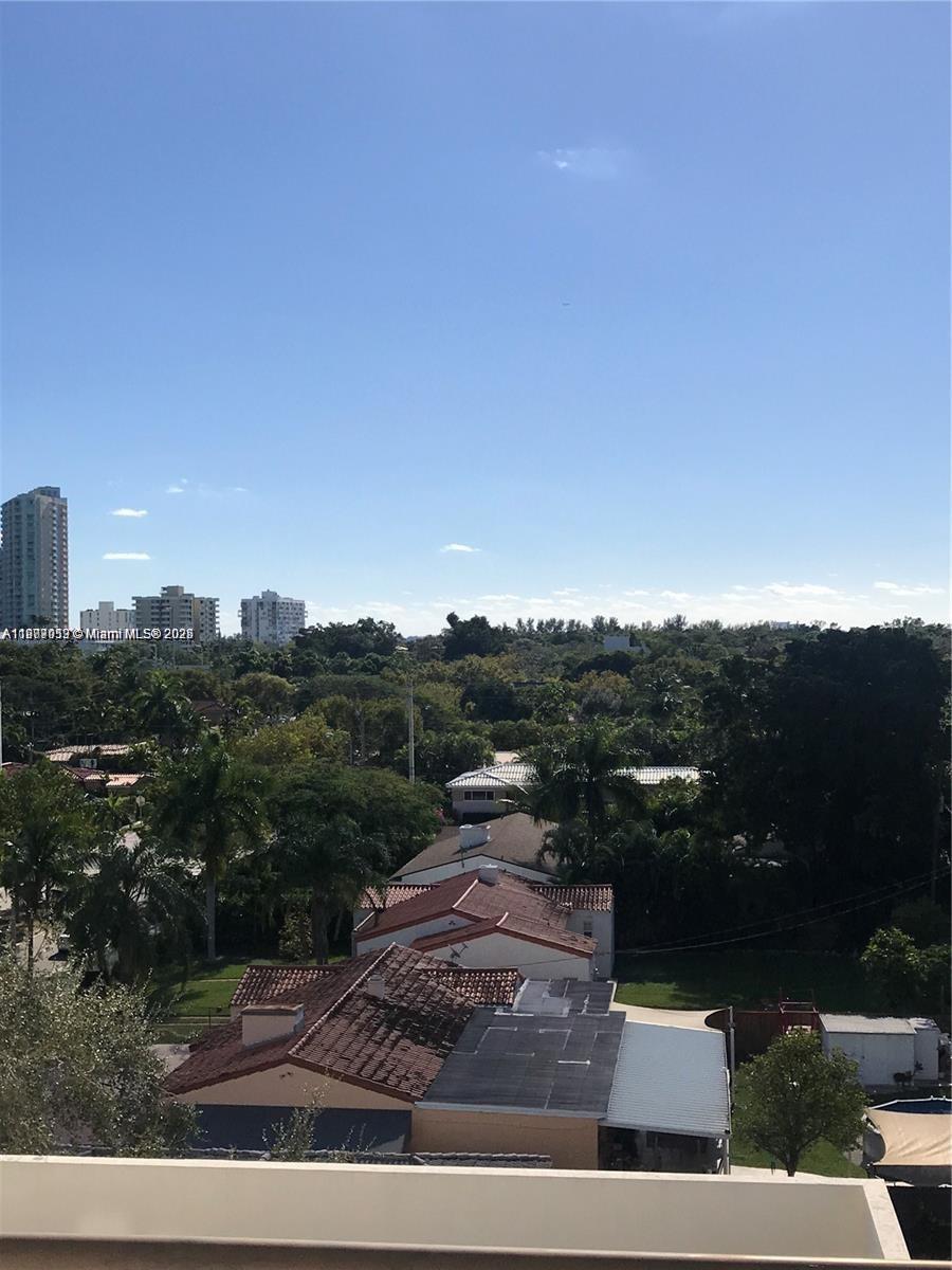 BRICKELL WAY CONDO - Residential Lease