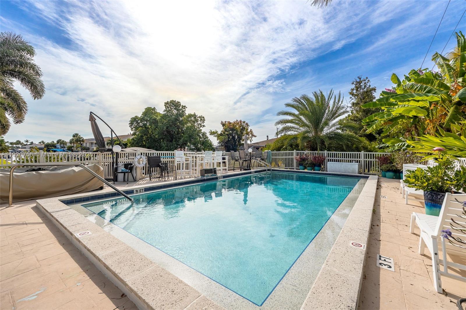 LA PALAPA CONDO - Residential