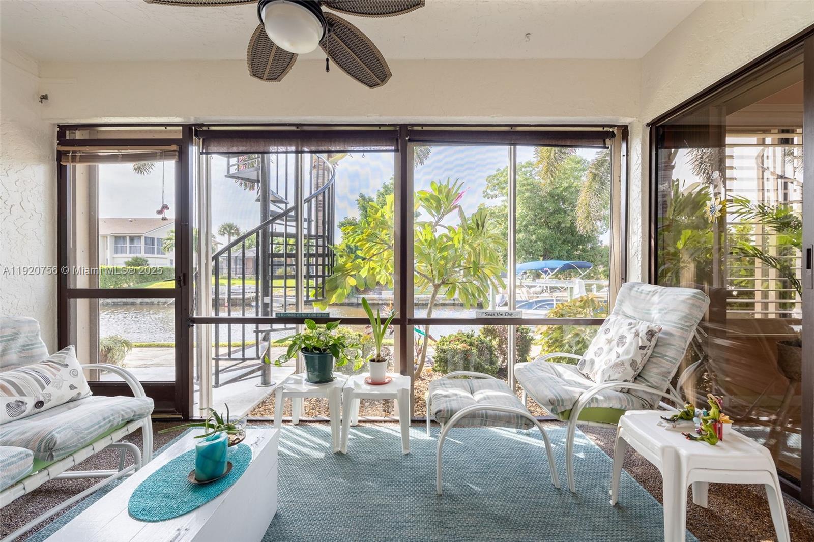 LA PALAPA CONDO - Residential