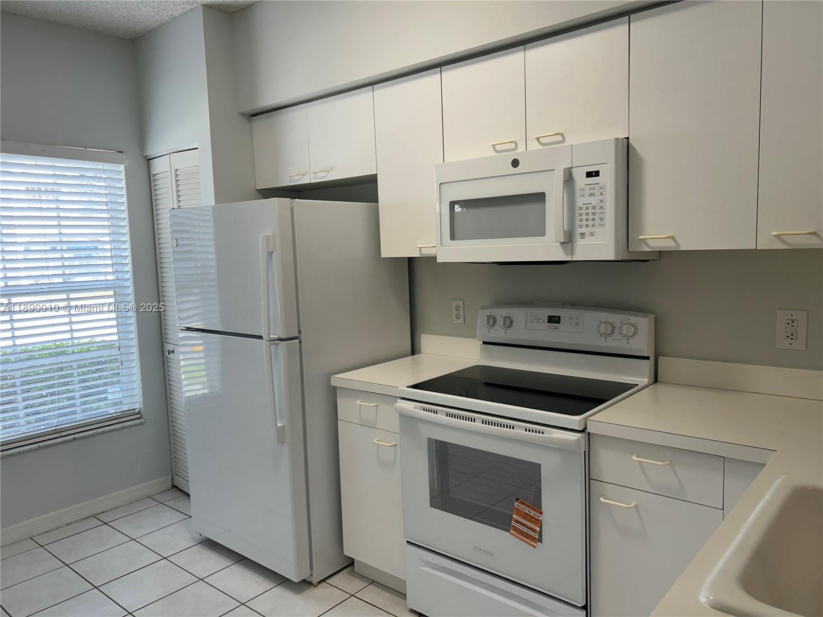 LAND SECTION 6-NORTH - Residential Lease