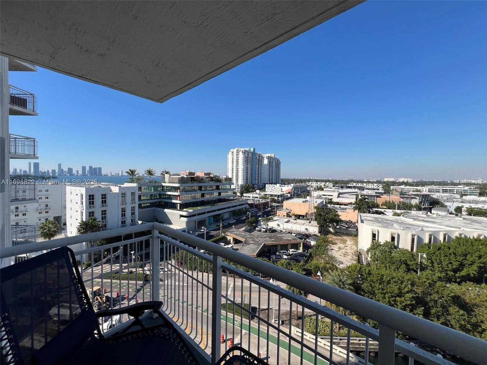 1688 West Ave 1005