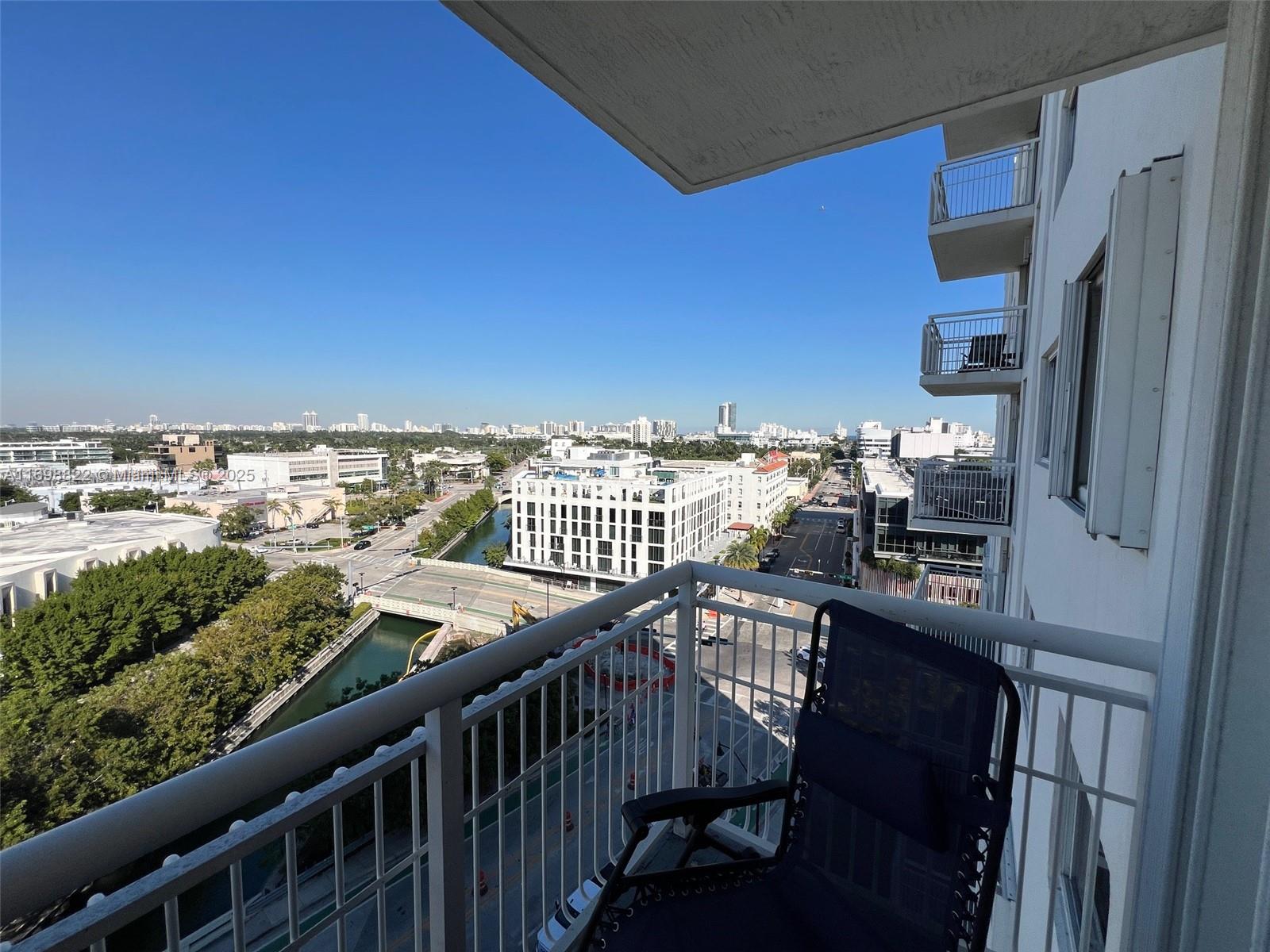 1688 West Ave 1005
