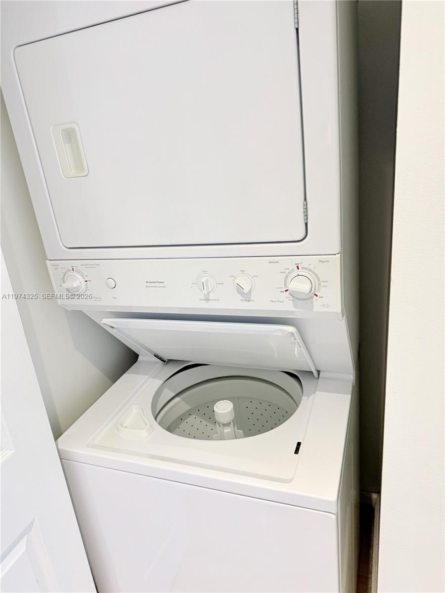 NURIVER LANDING CONDO - Residential Lease