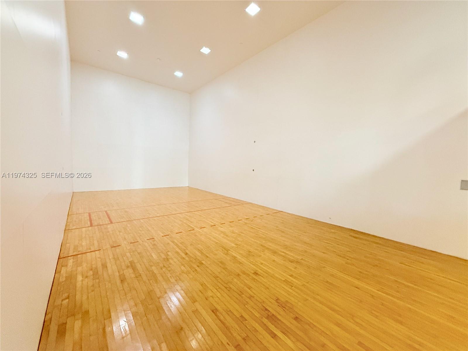 NURIVER LANDING CONDO - Residential Lease