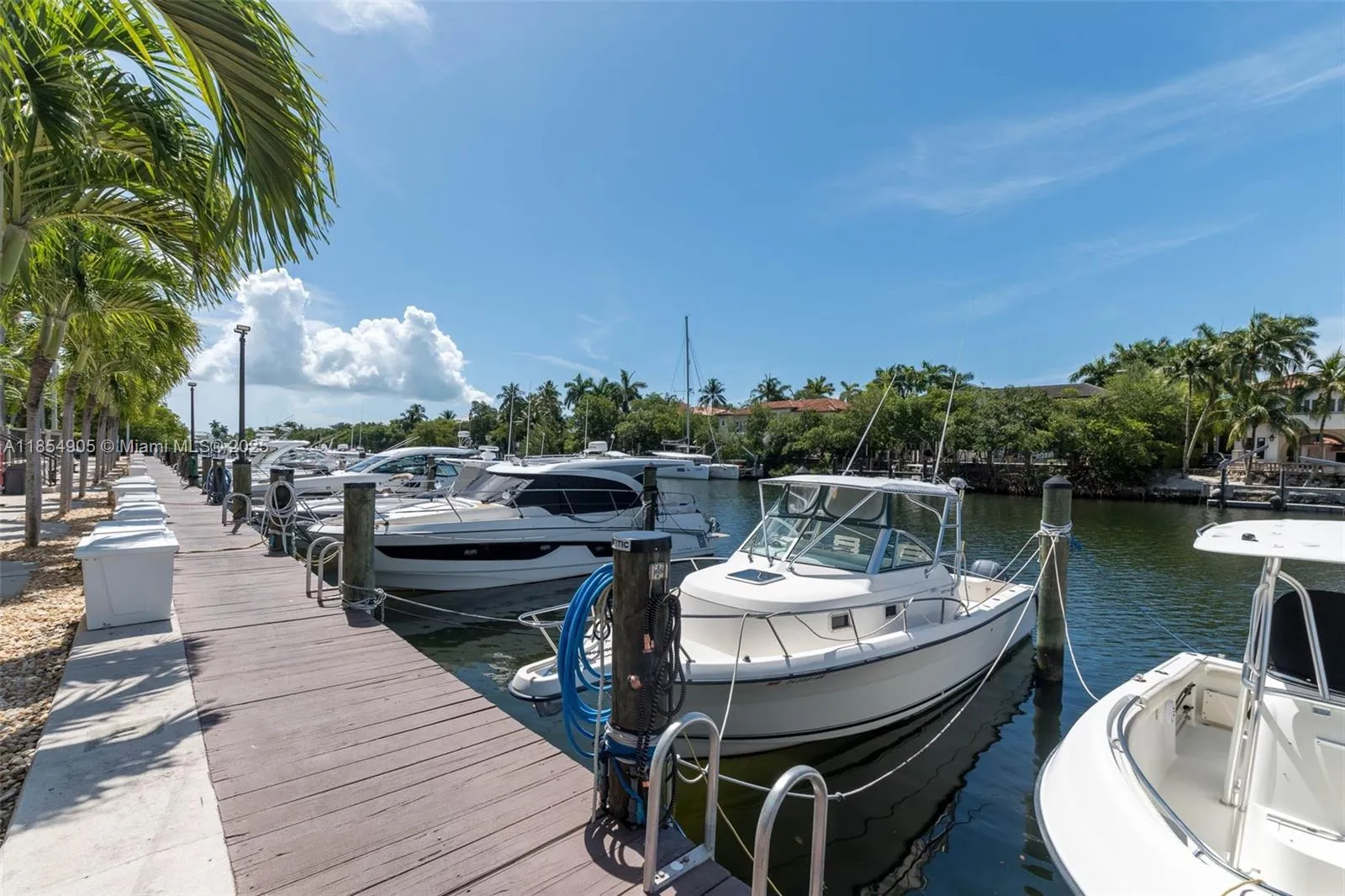 Coral Gables, Florida 33133, United States, 2 Bedrooms Bedrooms, ,2 BathroomsBathrooms,Residential,Active,186978