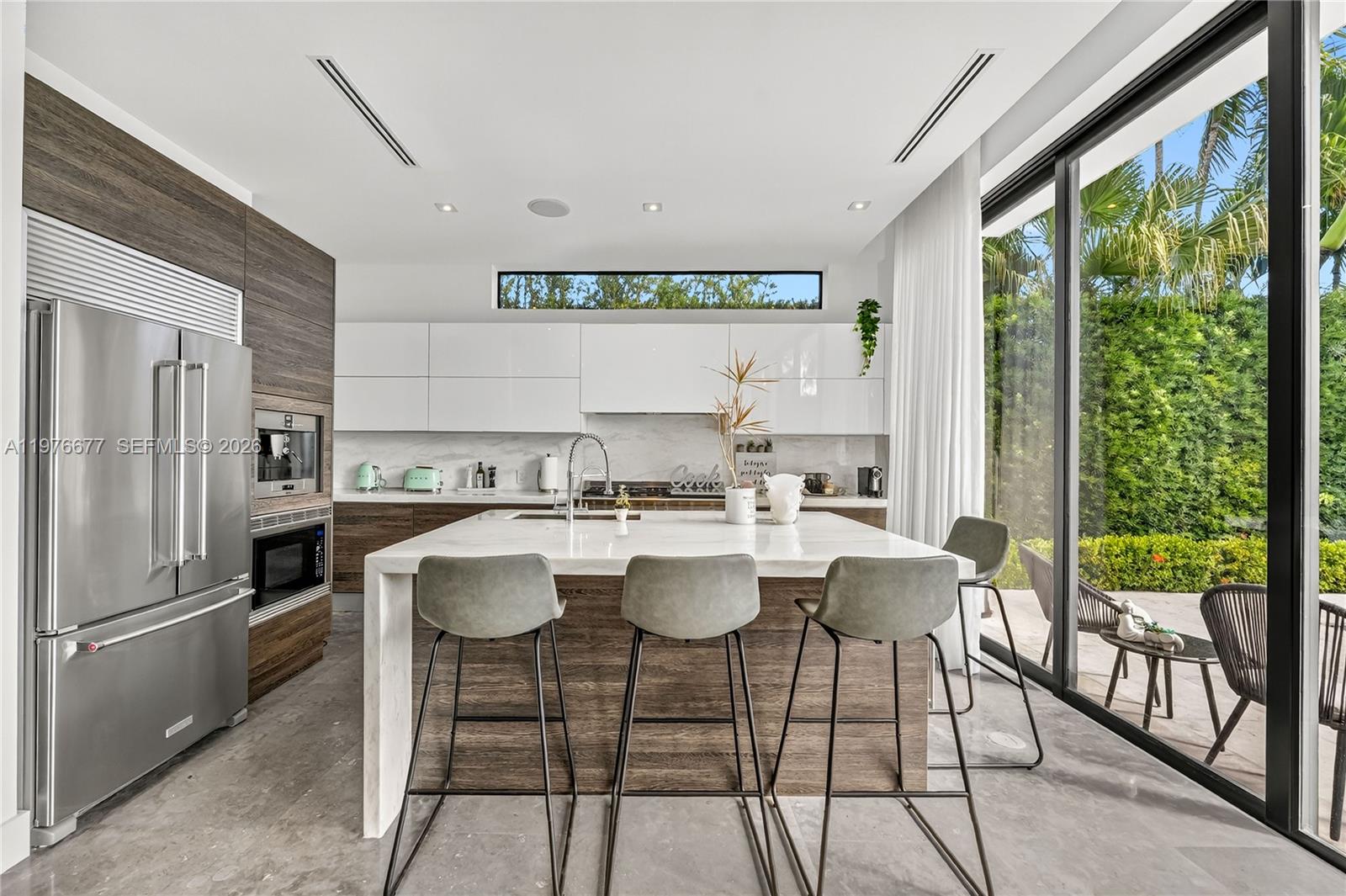 BISCAYNE POINT - Residential