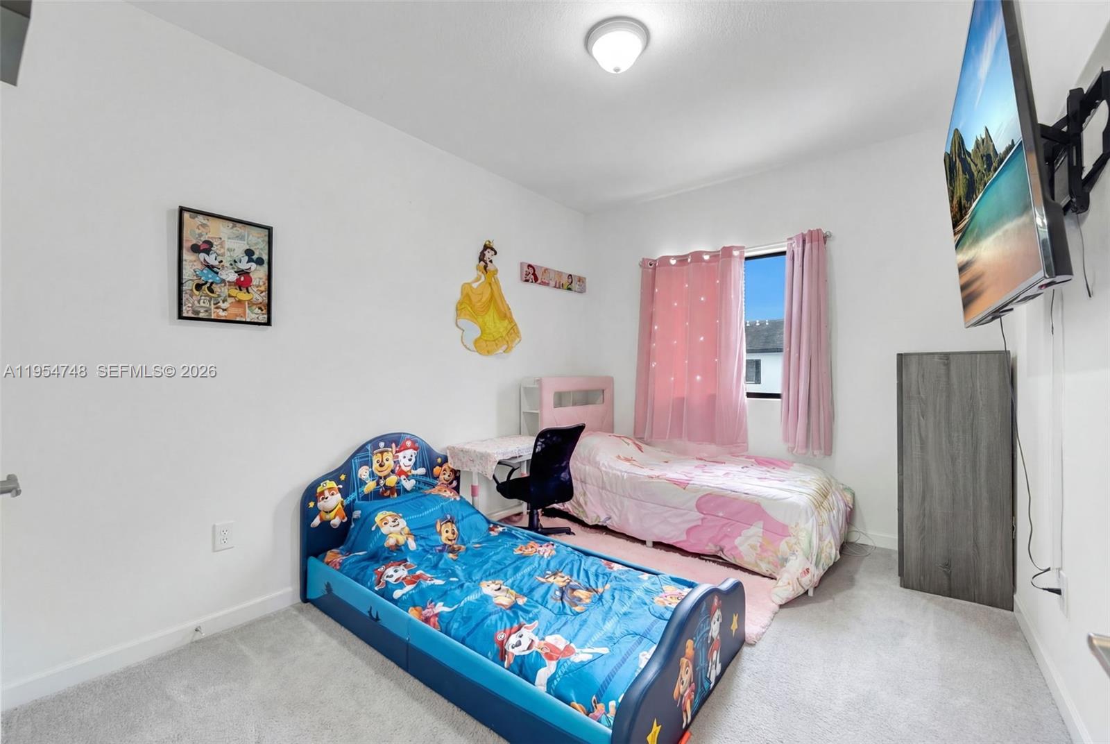 TROPICAL BREEZE TOWNHOUSE - Residential