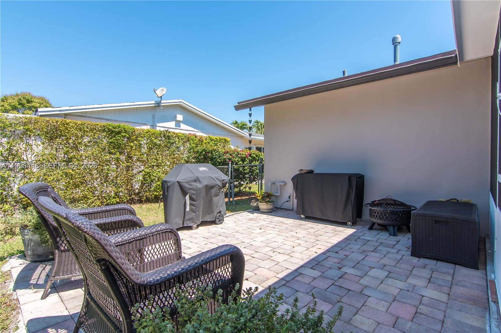 DEVON-AIRE ESTATES SEC 5 - Residential