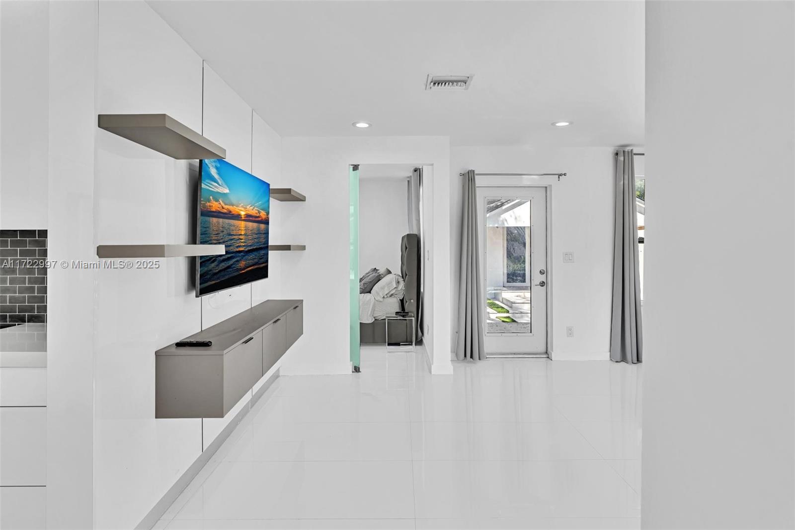 OSCEOLA PARK - Residential Lease
