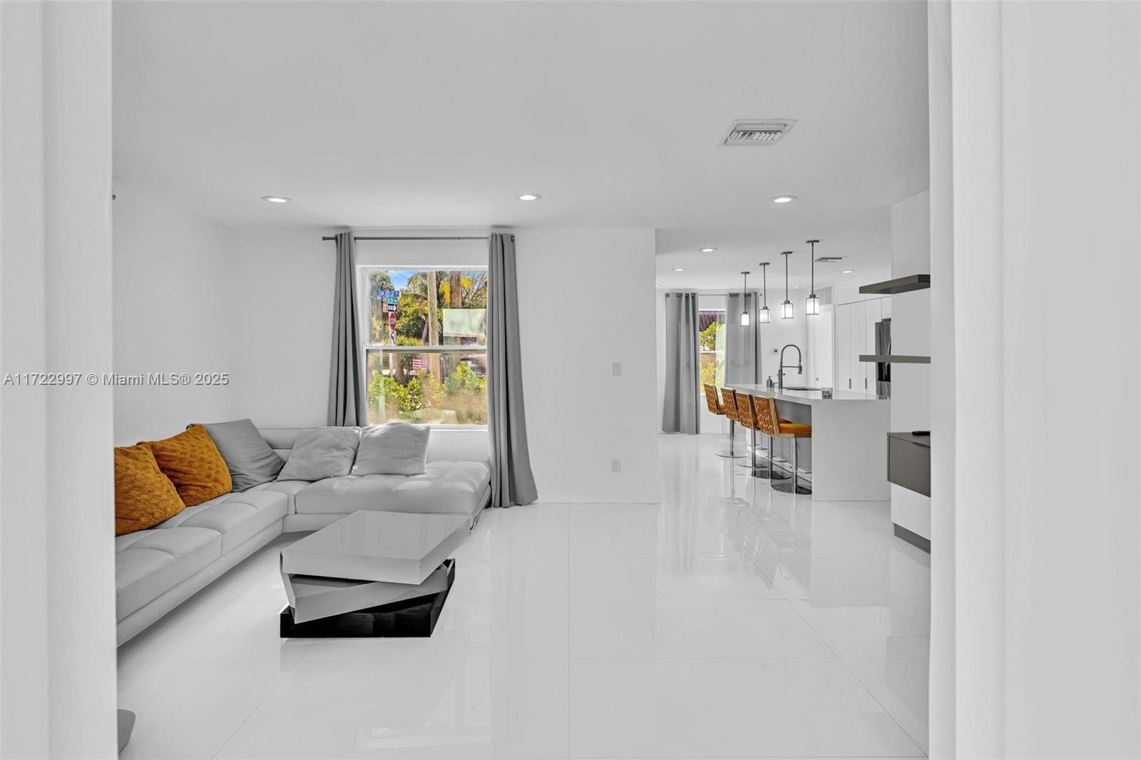 OSCEOLA PARK - Residential Lease