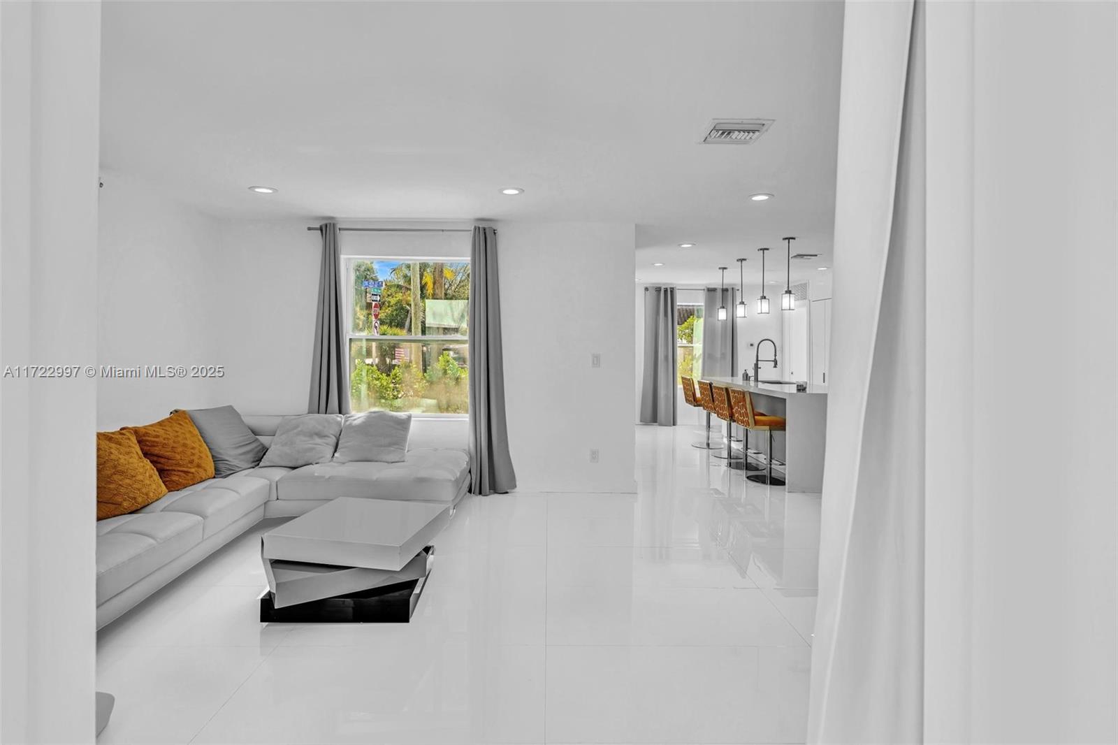 OSCEOLA PARK - Residential Lease