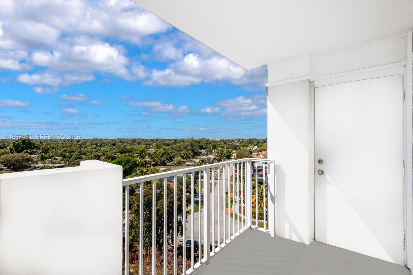 WILSHIRE CONDO - Residential