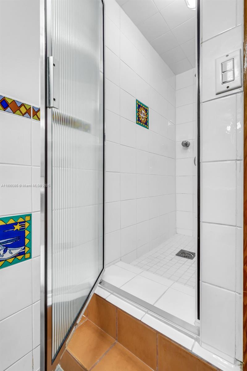 BRICKELL BAY CLUB CONDO - Residential