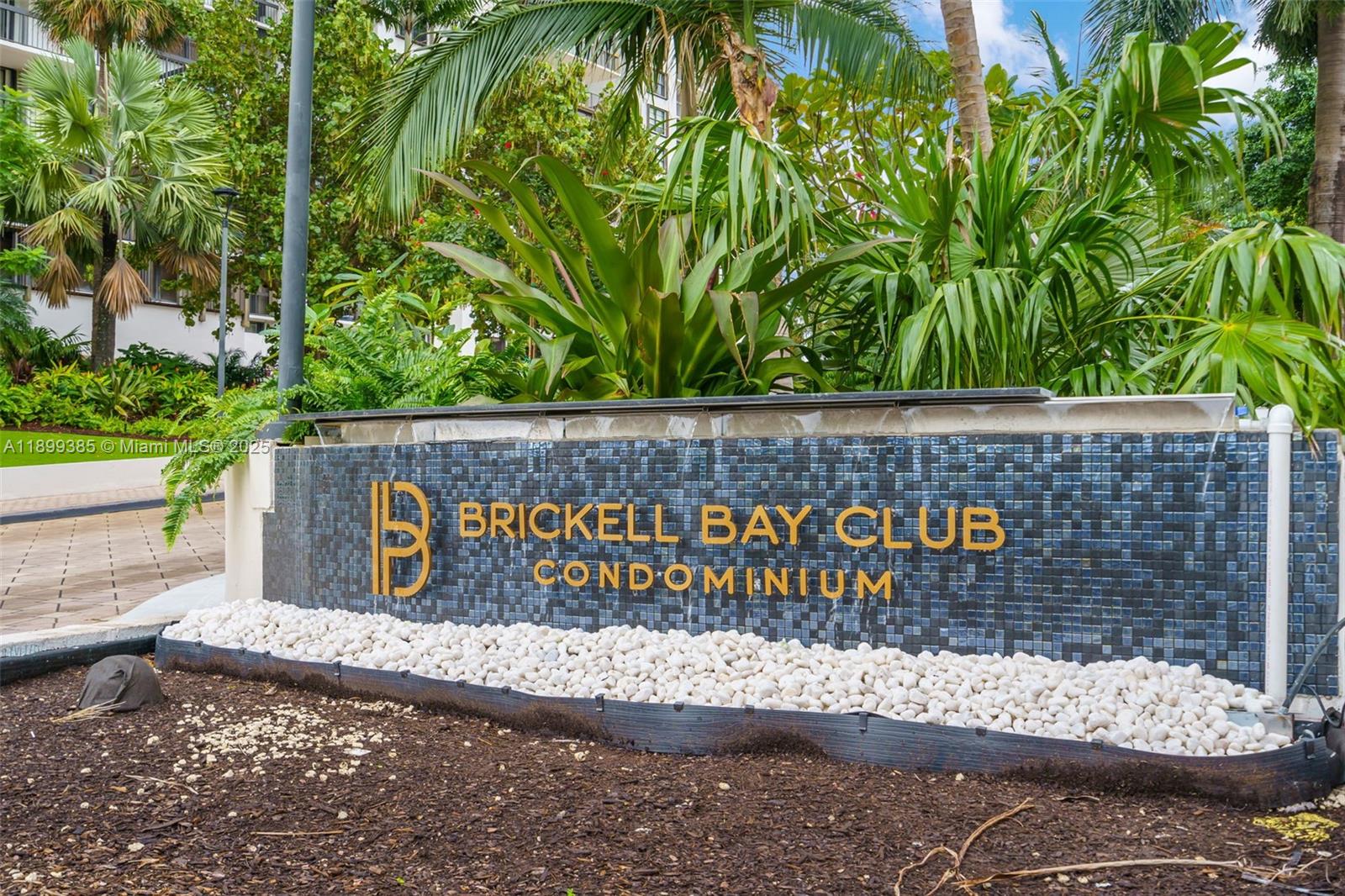 BRICKELL BAY CLUB CONDO - Residential