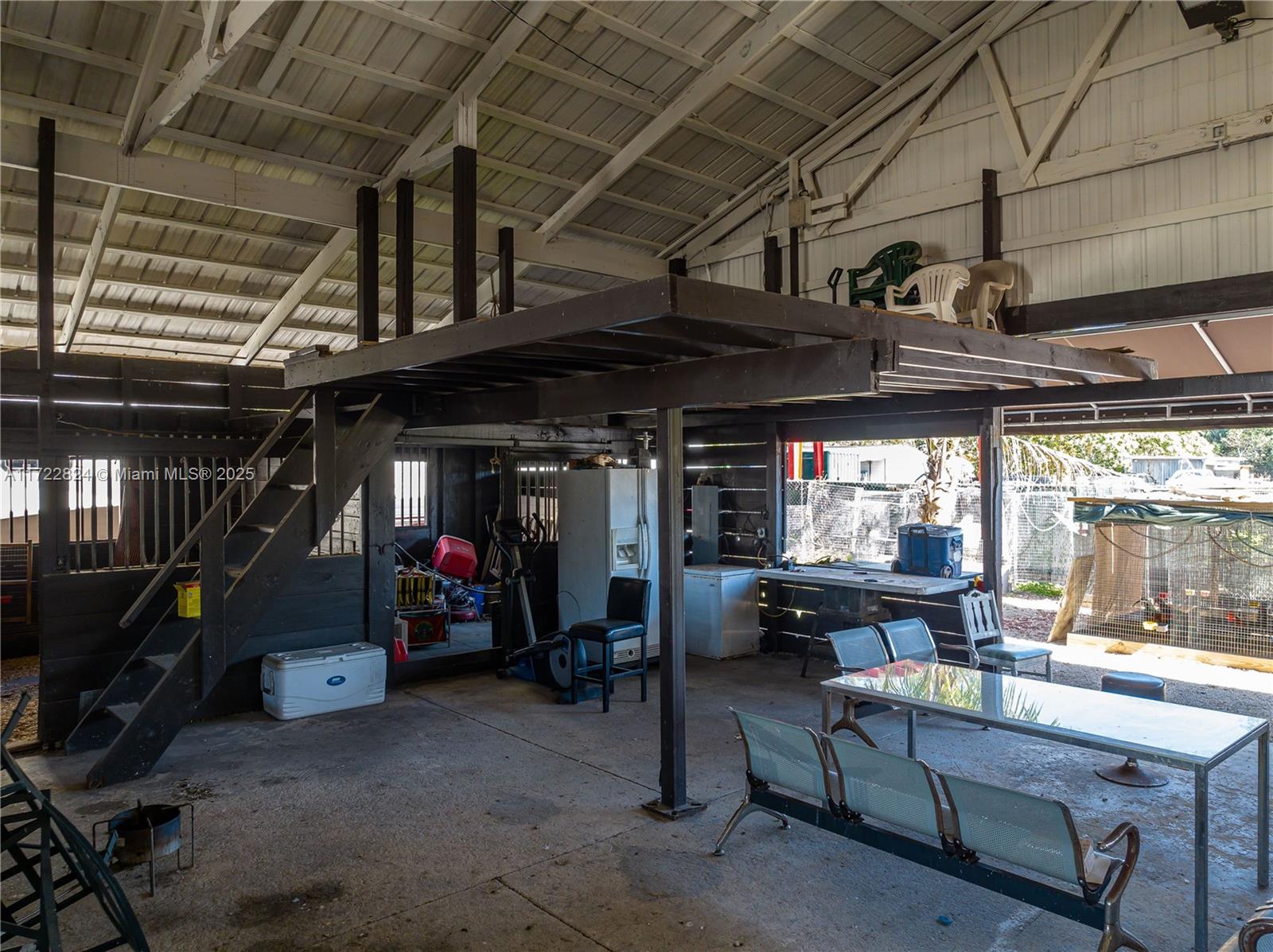 HOMESTEAD - Residential