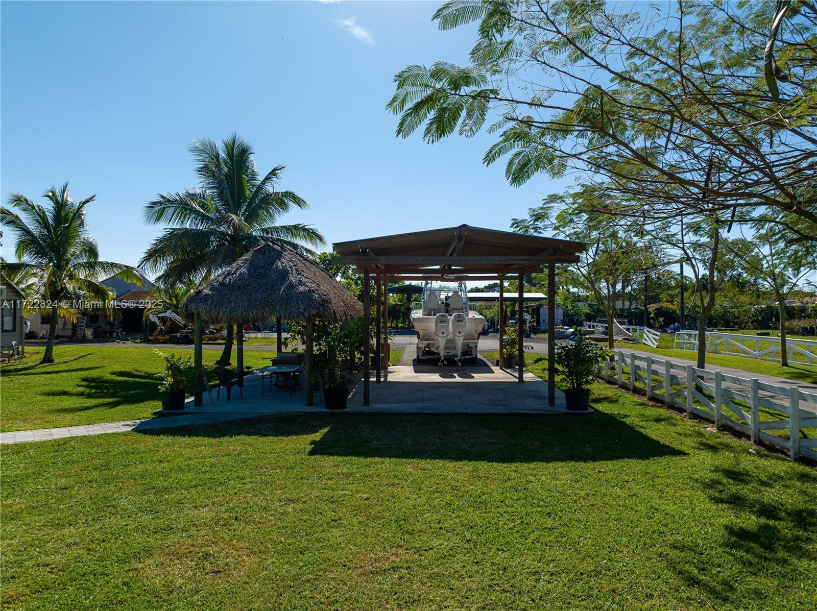 HOMESTEAD - Residential