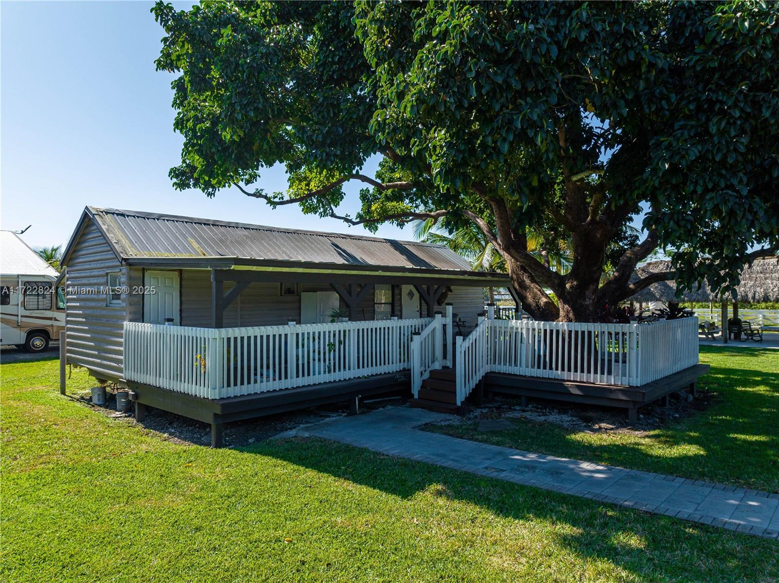 HOMESTEAD - Residential