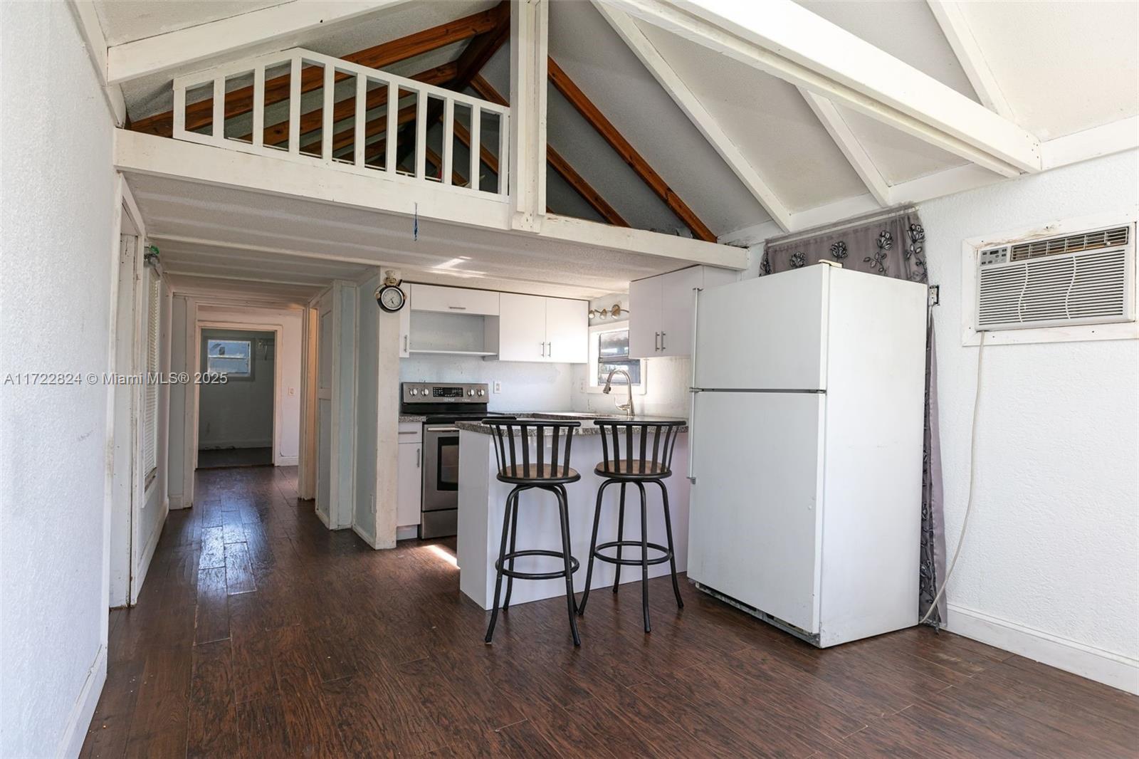 HOMESTEAD - Residential