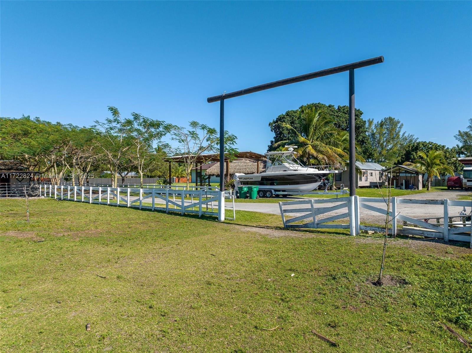 HOMESTEAD - Residential