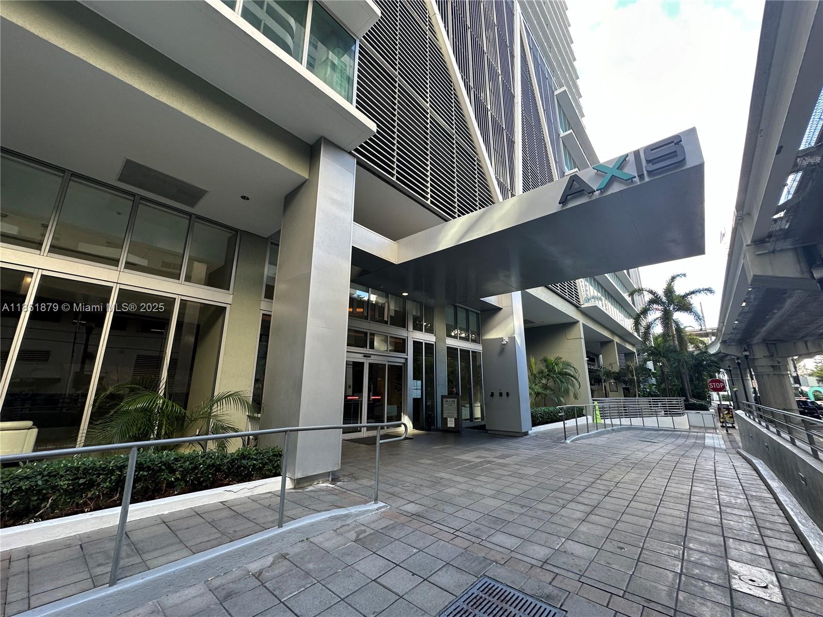 Cozy and Beautiful CORNER UNIT with Views the iconic Brickell Skyline, luxurious building in the heart of Brickell, North Tower unit with 2-bedroom , 2- bathroom, double balcony , European -Stile kitchen with stainless steal appliances, washer and dryer in unit. Convenience location close to restaurants, shops, supermarkets, bars, banks, Mary Brickell and City Centre malls, metro rail and much more. Enjoy amazing amenities : Infinity pools, fitness center, sauna kid's playroom, BBQ area, 24 concierge service, one assigned covered parking space included with valet service available and much more. Easy to show.