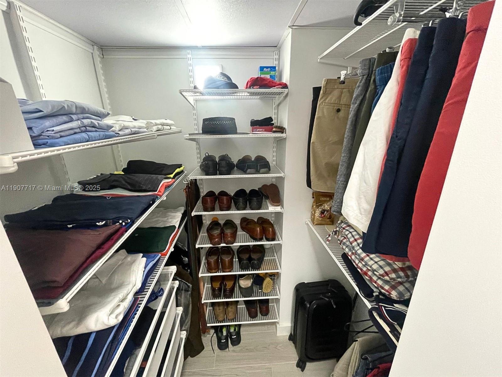 ARLEN HOUSE WEST CONDO - Residential Lease