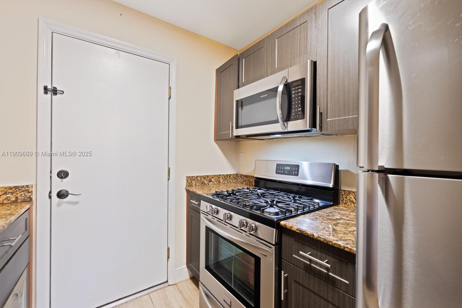 VILLAGIO AT PALMETTO BAY - Residential Lease