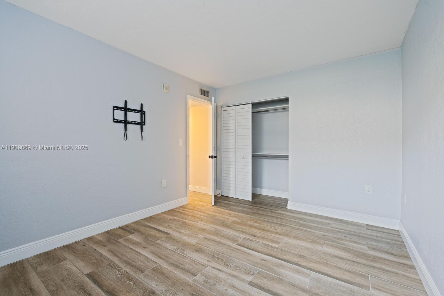 VILLAGIO AT PALMETTO BAY - Residential Lease