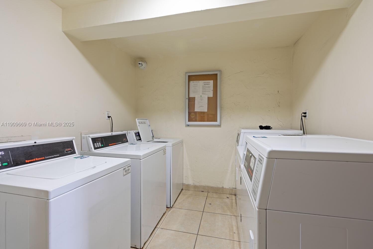 VILLAGIO AT PALMETTO BAY - Residential Lease