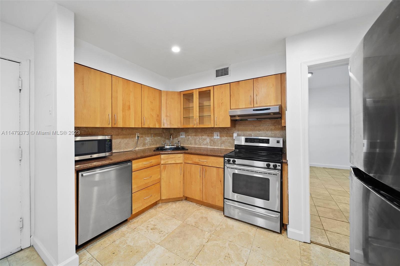 THE FENIMORE CONDO - Residential Lease