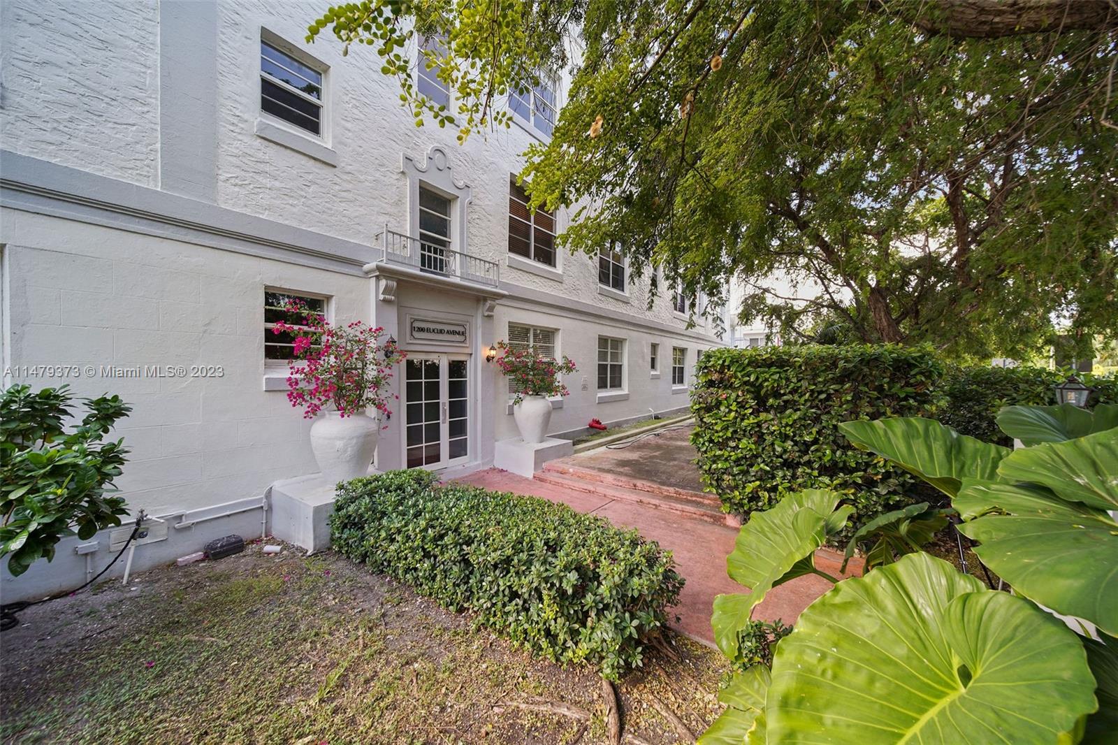 THE FENIMORE CONDO - Residential Lease