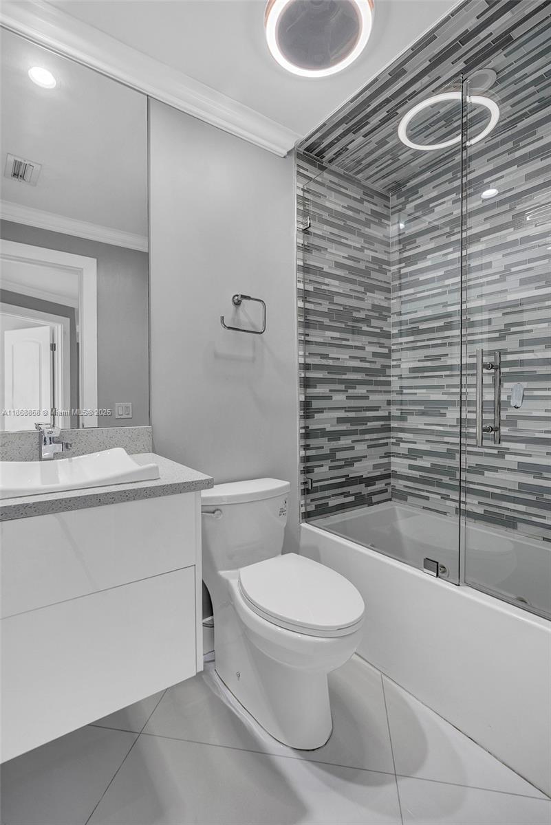 LAKES OF DEER CREEK - Residential