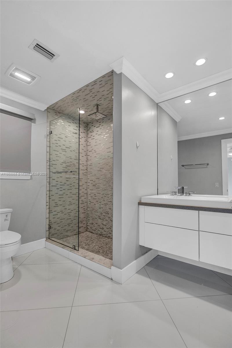 LAKES OF DEER CREEK - Residential