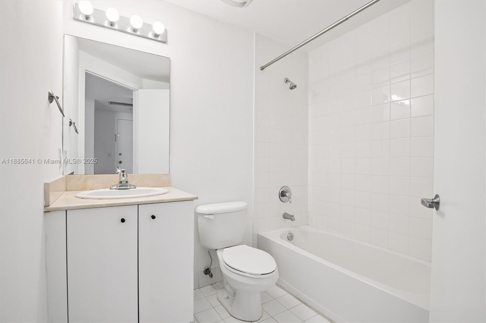 NAUTICA CONDO - Residential