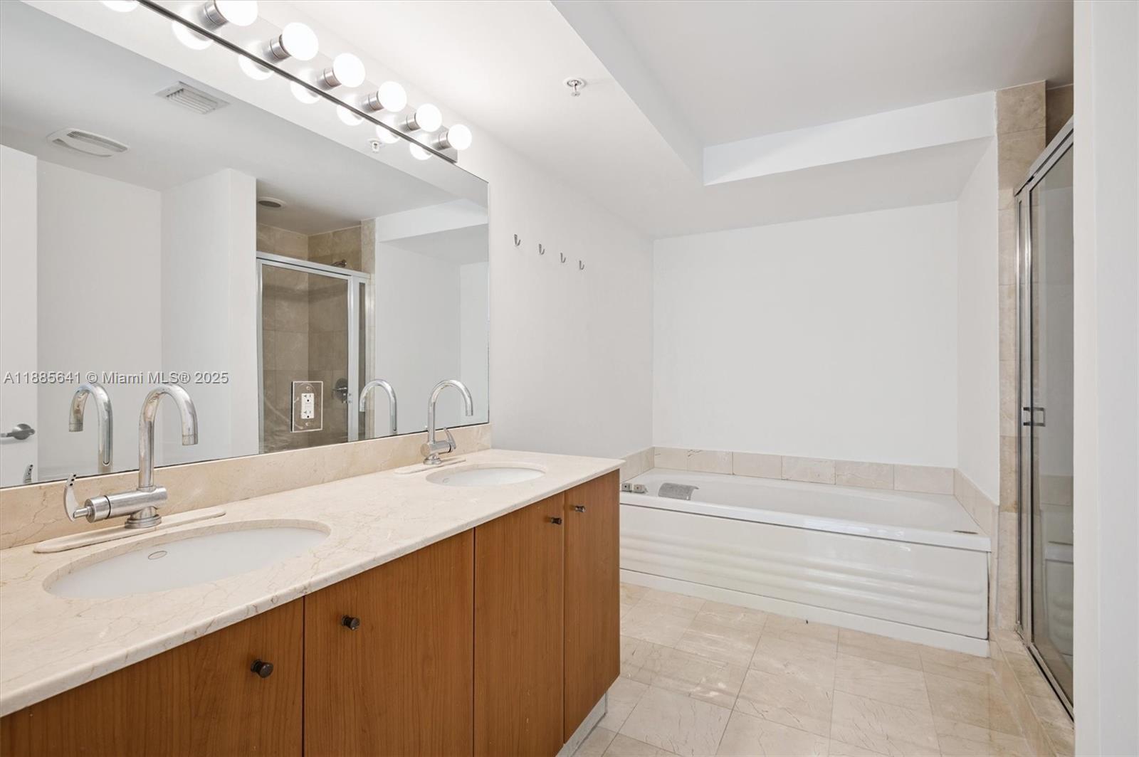 NAUTICA CONDO - Residential