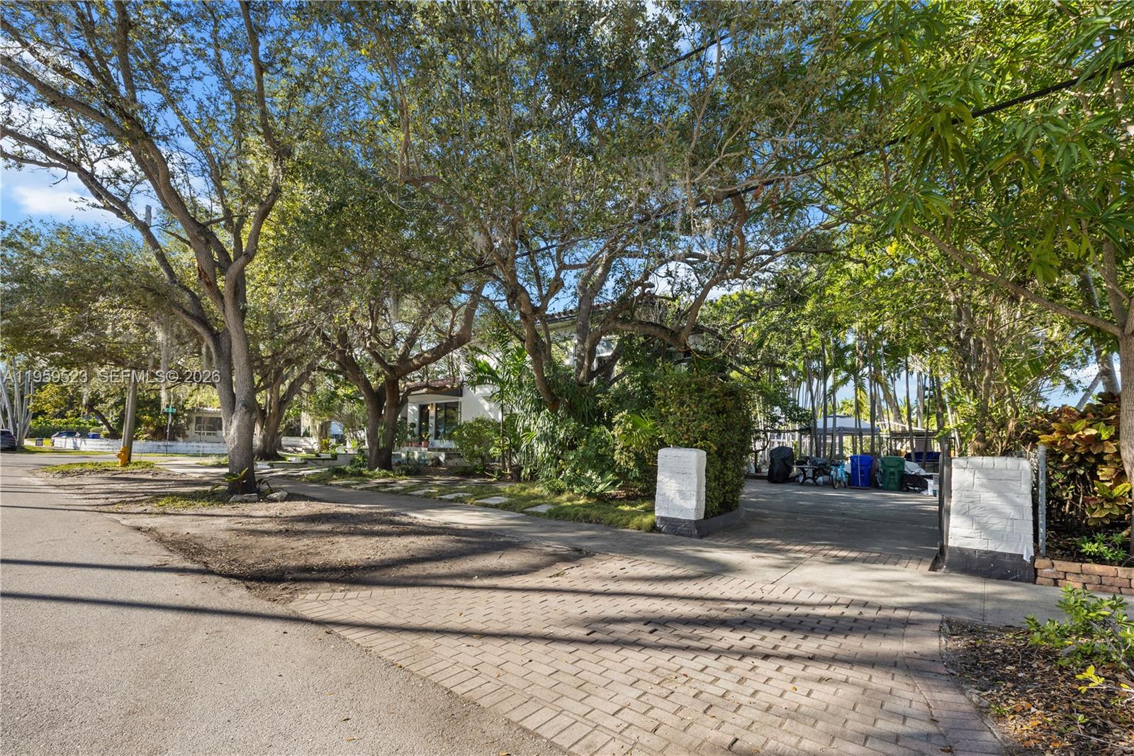 DAVIS HARBOR - Residential