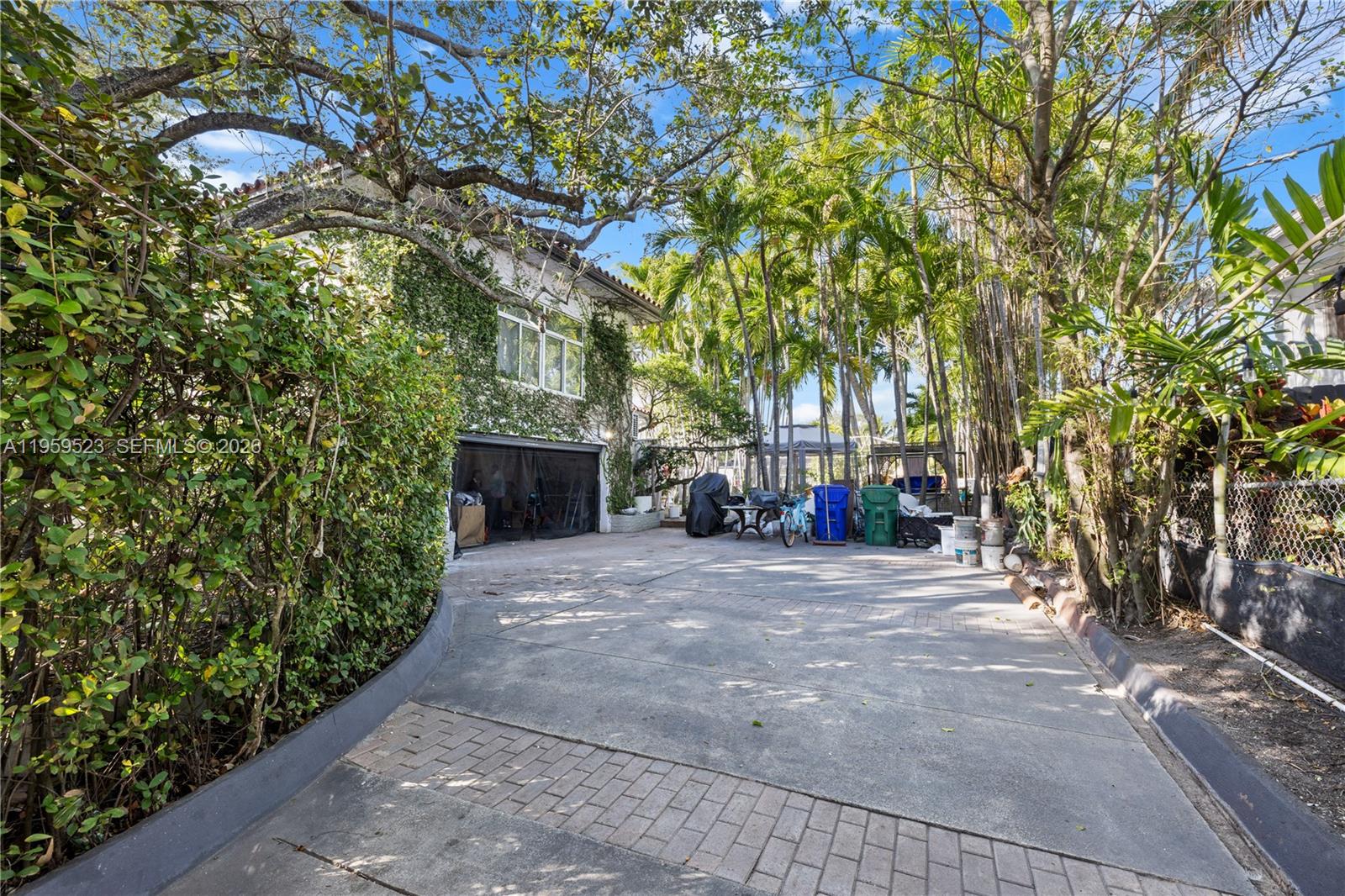 DAVIS HARBOR - Residential