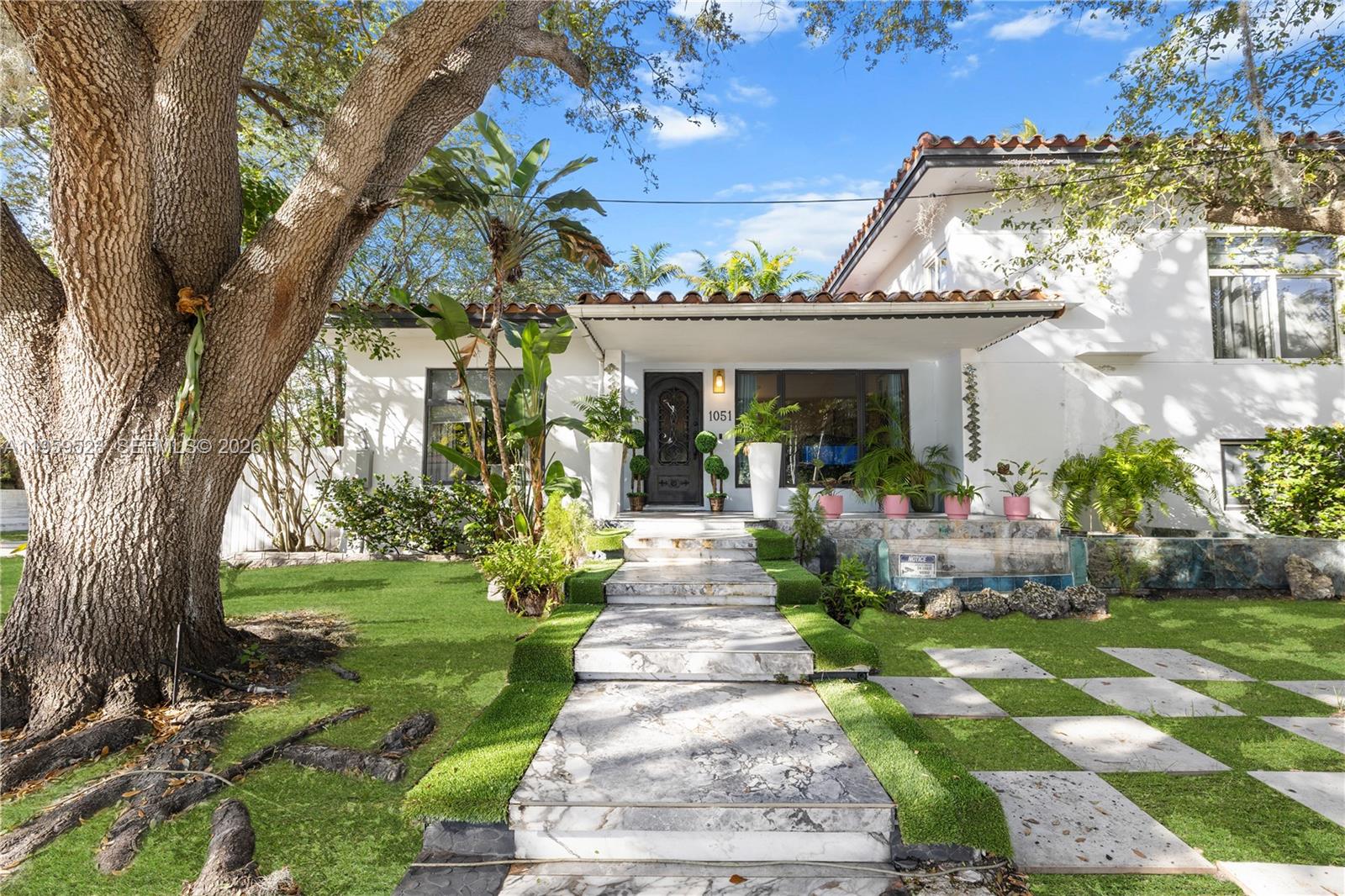 DAVIS HARBOR - Residential